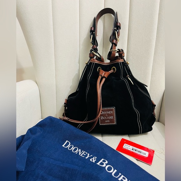 Dooney & Bourke EUC Suede bucket bag Black with dust bag - Picture 4 of 16